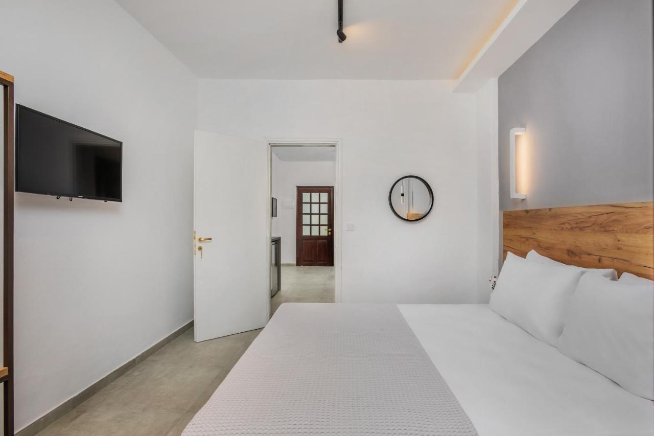 Eleon Suites Afytos Esterno foto